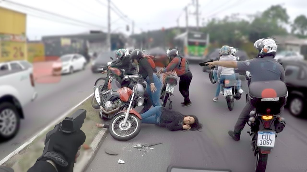 13 PERSECUCIONES policiales en MOTO con FINALES felices