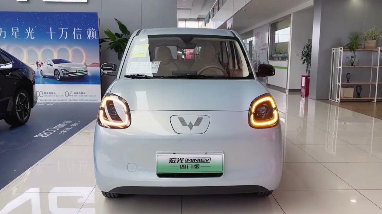 2025 Wuling Hongguang MINIEV 4-Door version