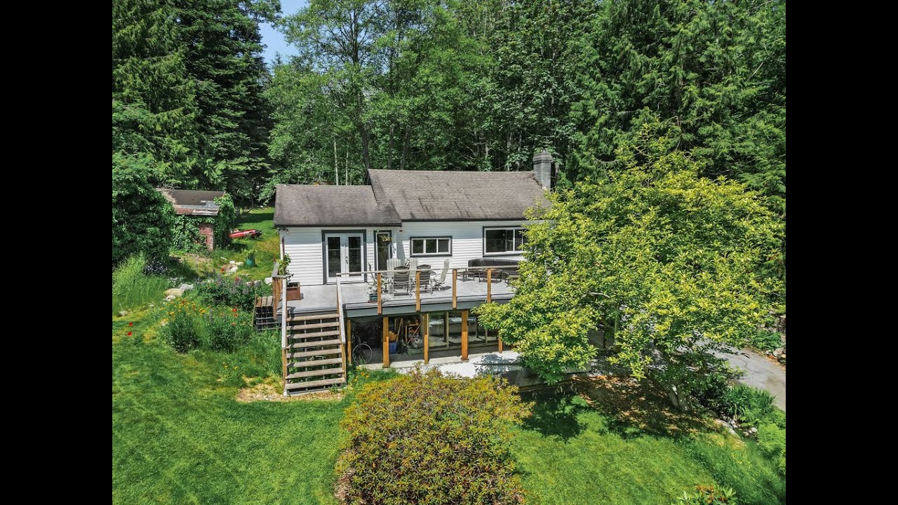 Beautiful 4 bdrm Character Home with Tiny Home in Gibsons - 946 Gower Point Road, Gibsons.