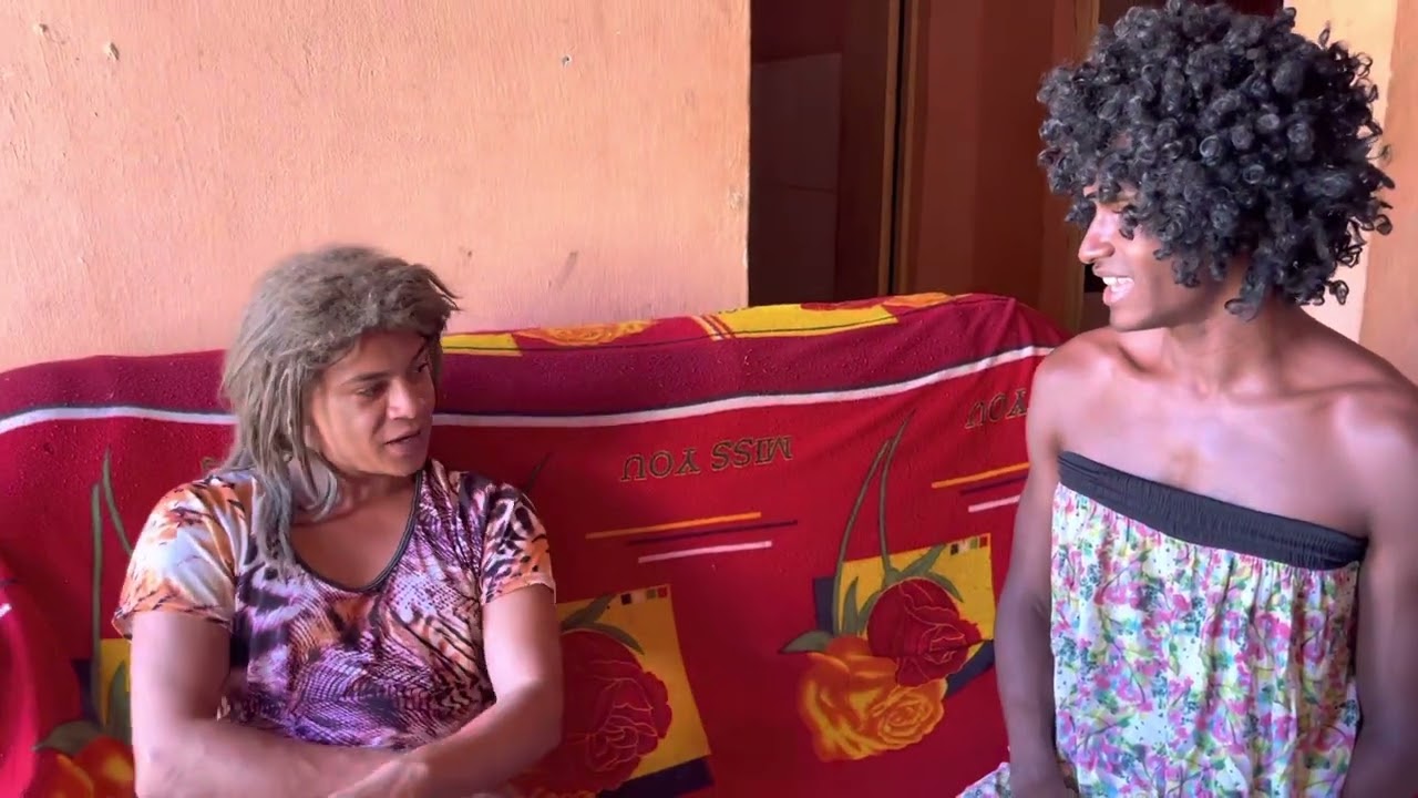 A Vizinha que nunca tem nada!