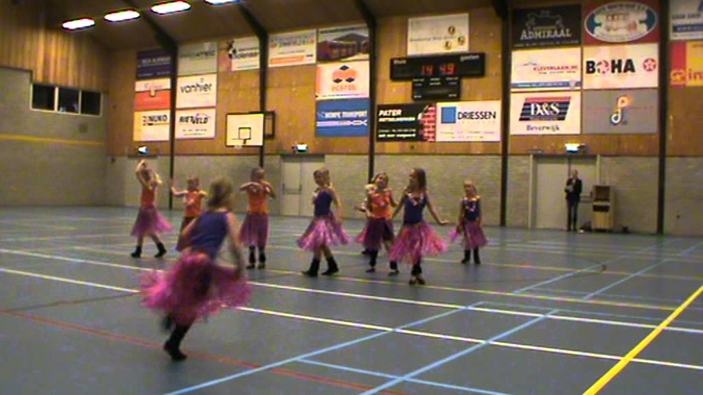 k3- bloemendans (groep 1-3).MPG