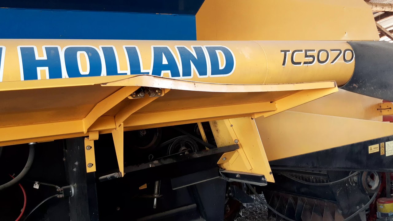 Um pouco sobre a New Holland TC 5070, colheitadeira muito show!!!!