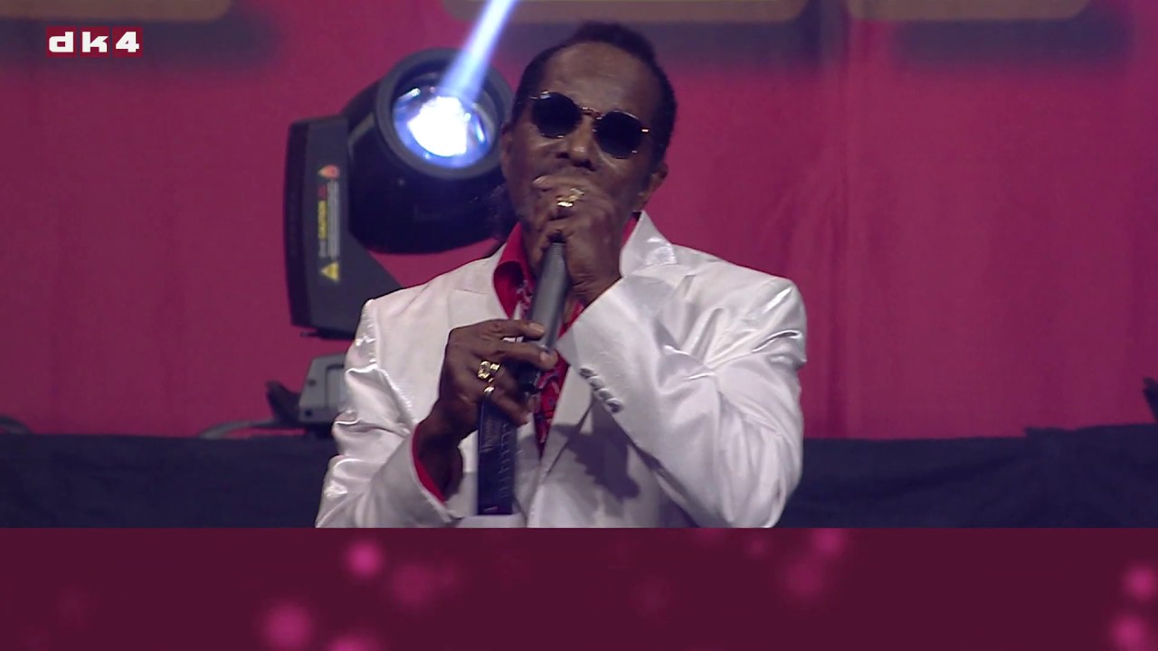 Syng Med & Tip et Hit - Leroy Collins - I just called to say I Love You