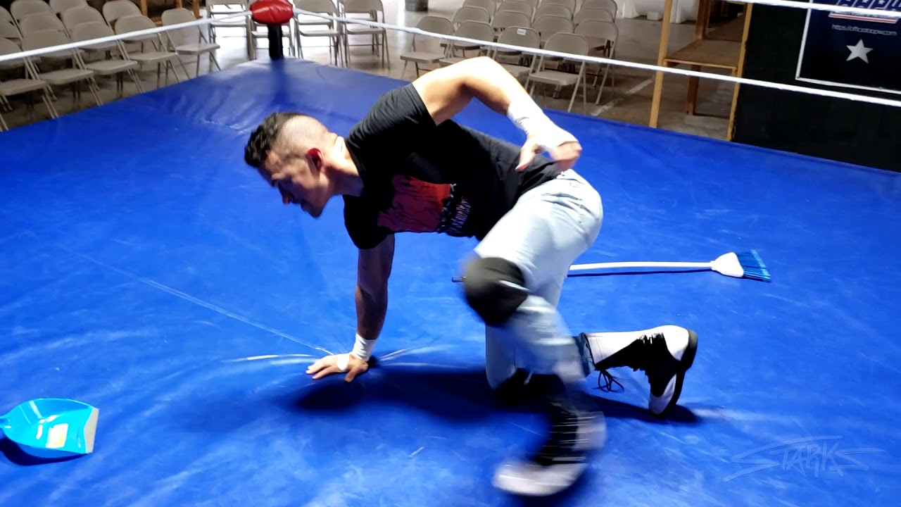 Ricky Starks vs B. Room