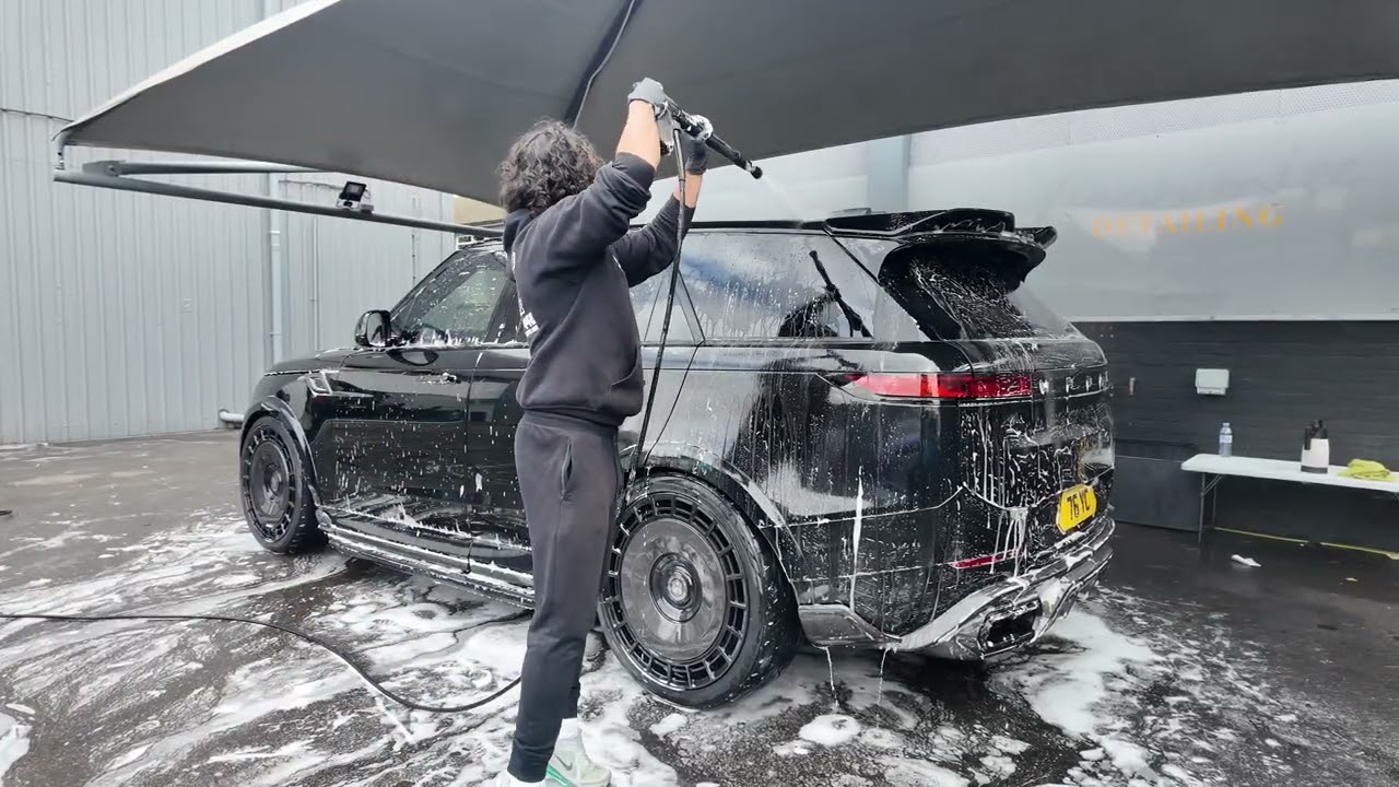 Yiannimize Range Rover with a £45,000 body Kit first wash