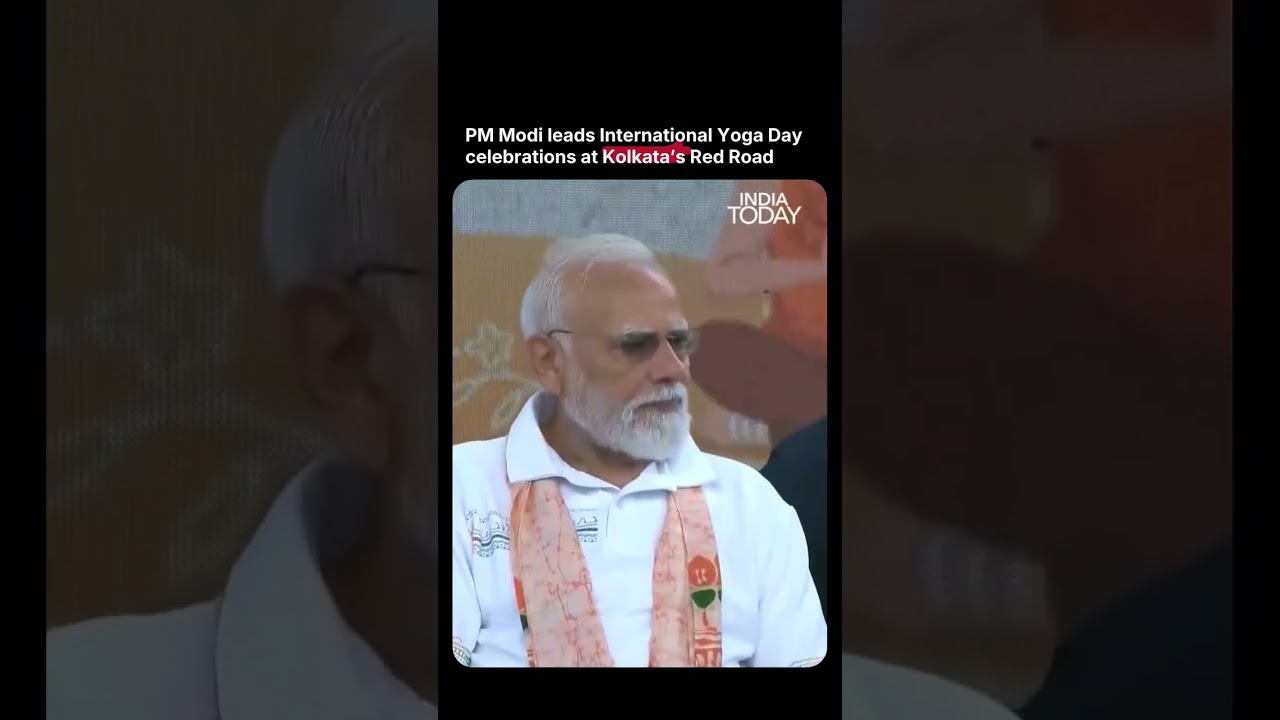 PM Modi Leads International Yoga Day Celebrations at Kolkata's Red Road | Massive Participation