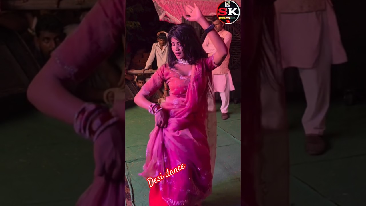 Ghoonghat Wali Desi Dance Performance❤️ #FolkDance #DanceShorts #DesiThumka #priyasohani  #4k