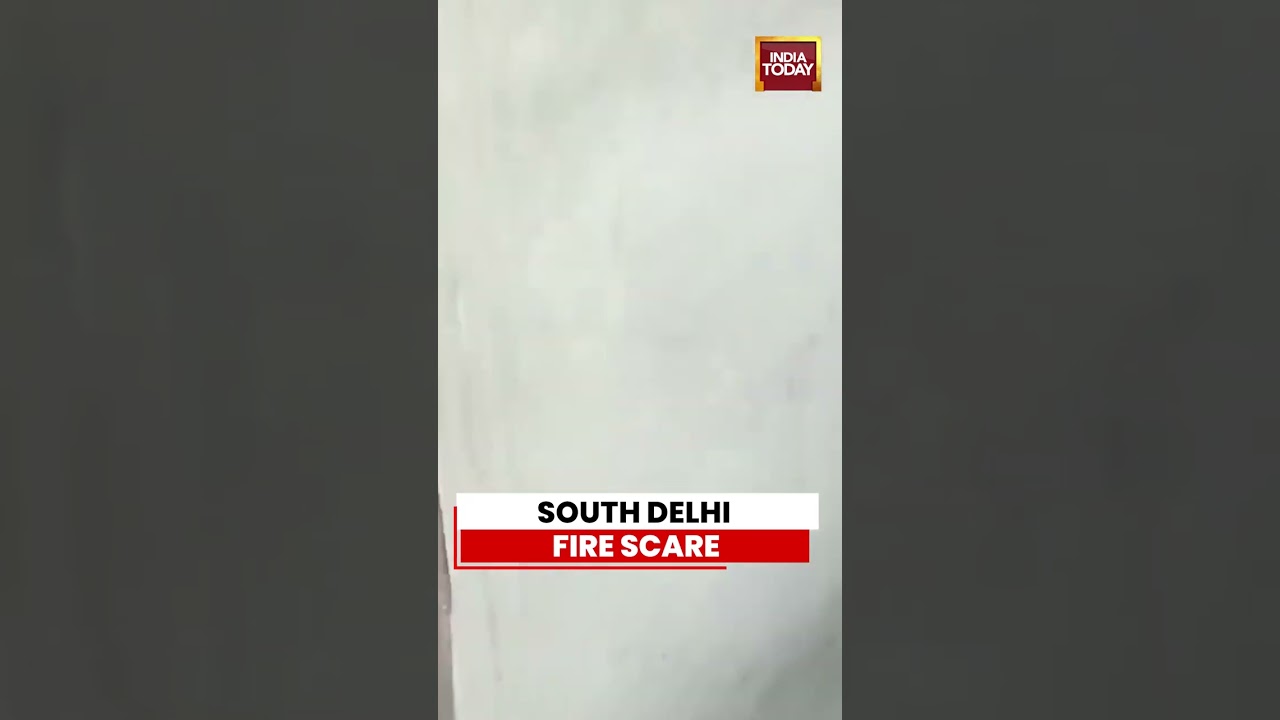 Fire Breaks Out at House in South Delhi's Khanpur Raju Park; No Casualties Reported