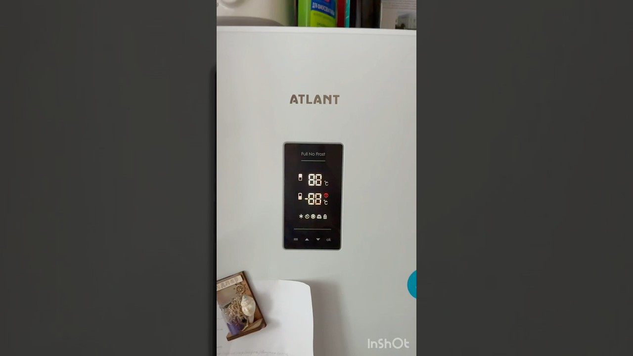 Холодильник Atlant заболел. Подлечил электронный модуль.