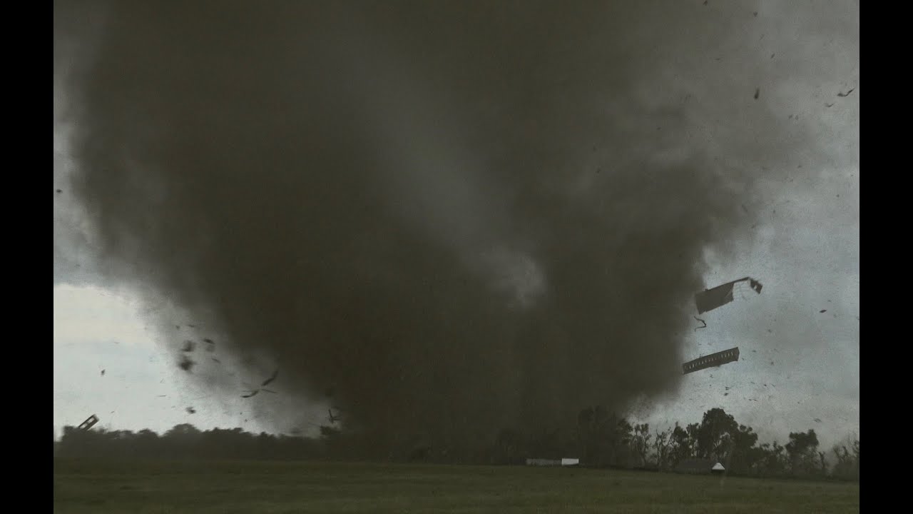 Incredible Close Range Damaging Tornado Intercept - Dixon, South Dakota 7/28/2025