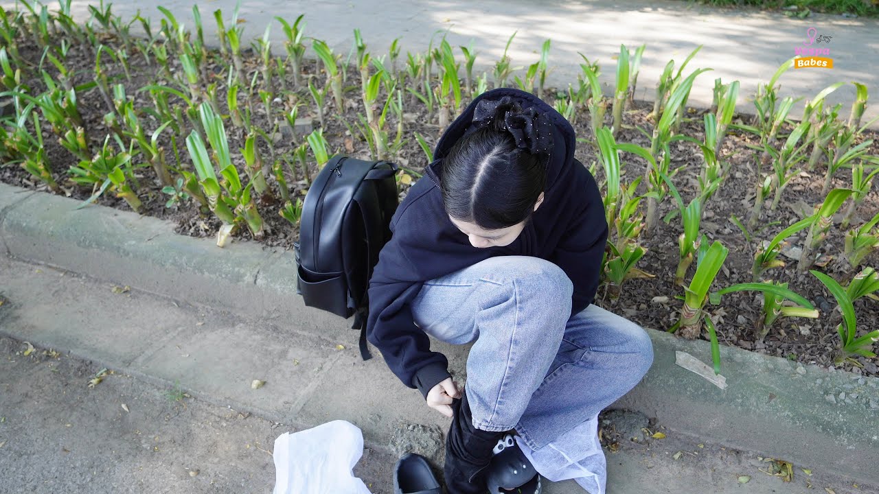 Young Girl&rsquo;s First Scooter Lesson | A Cute Unexpected Encounter & Scooter Challenge
