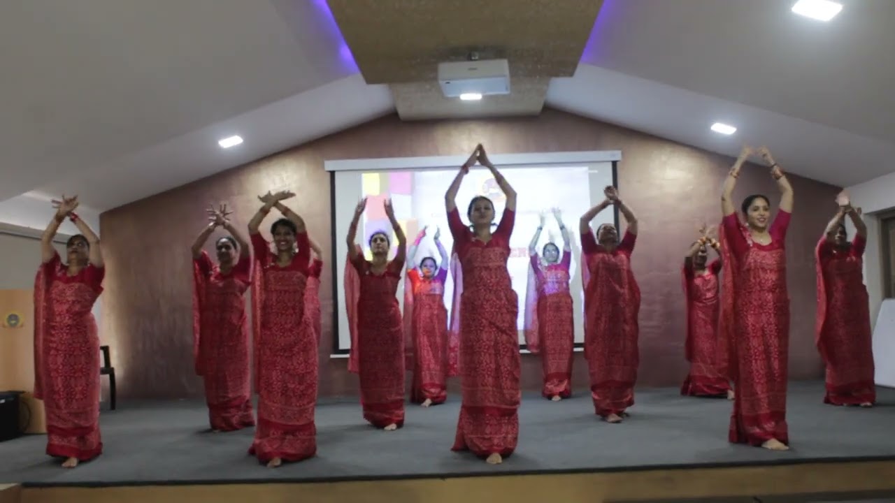 Kodava Valaga Dance by Coorg Institute of PUC, Ponnampet Faculty.