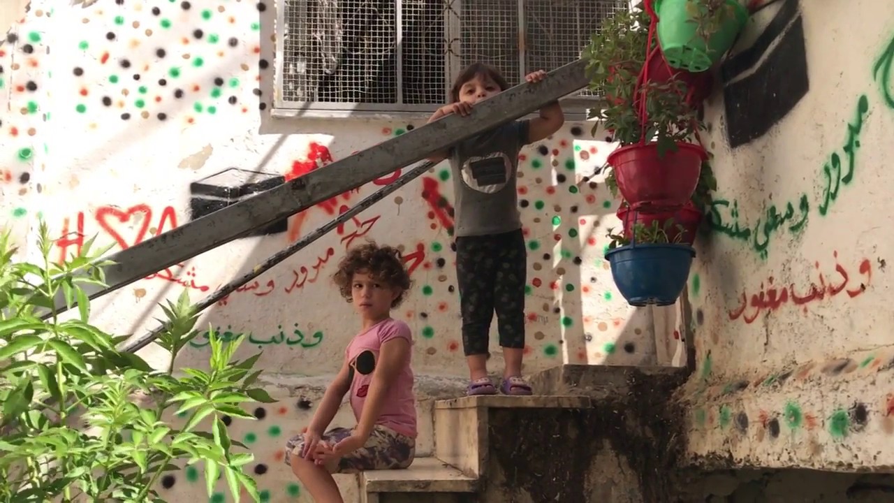 Cameras in Hand: Stories from Shufat Refugee Camp قصص من مخيم شعفاط - مشروع كاميرا في اليد