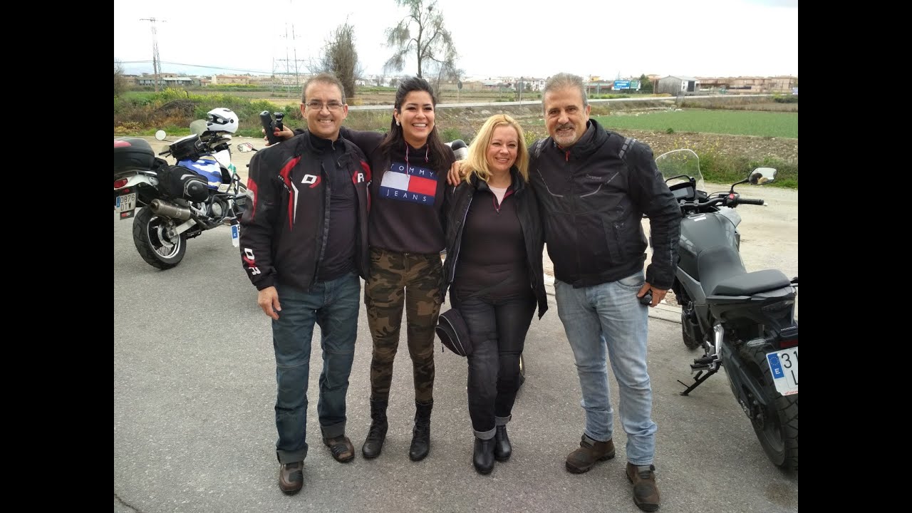 Viaje para conocer a Vicente y Fernanda #rutasypaisajes #mototurismo #mujeresmoteras