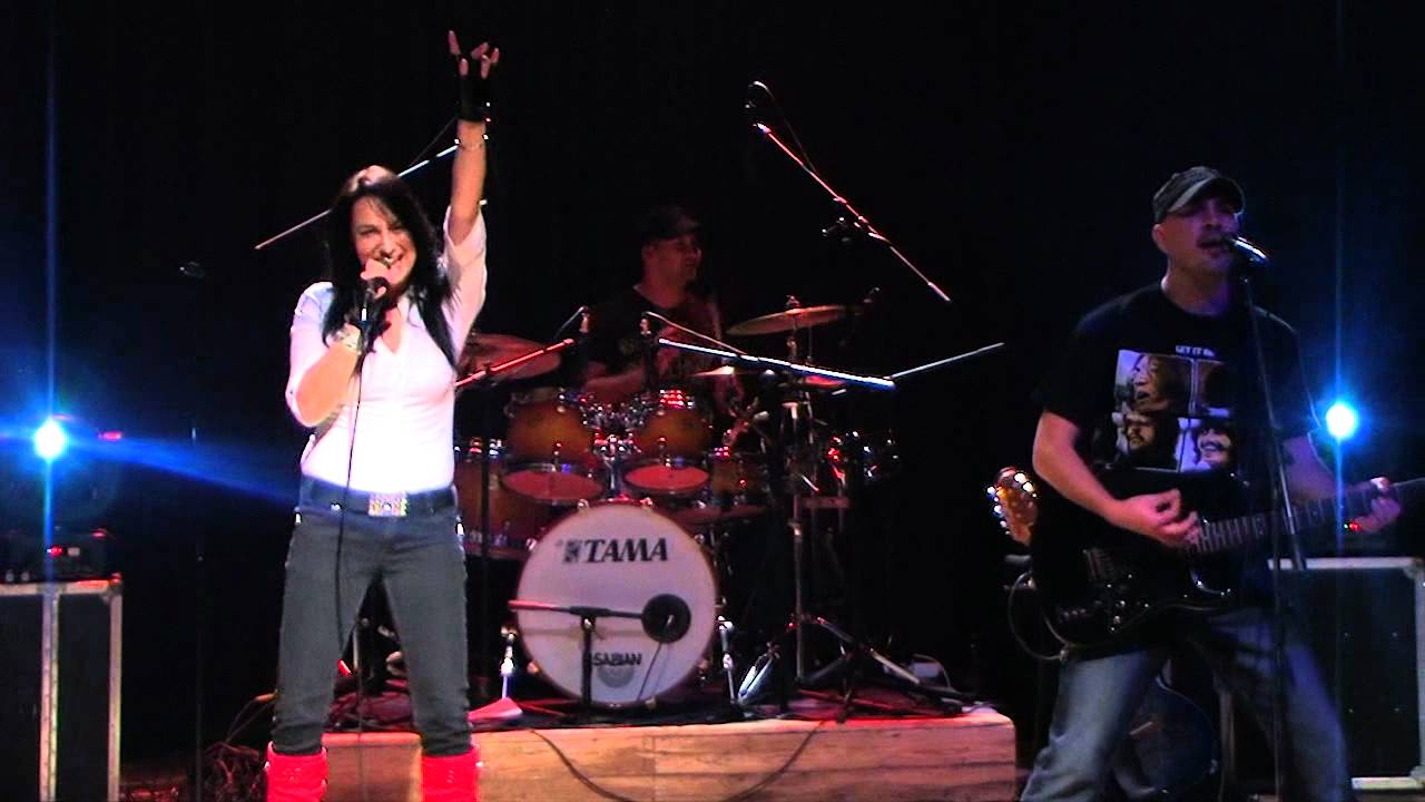 Abrakazabra - Highway To Hell (AC/DC cover)