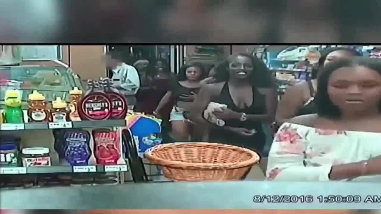 Flash mob thefts
