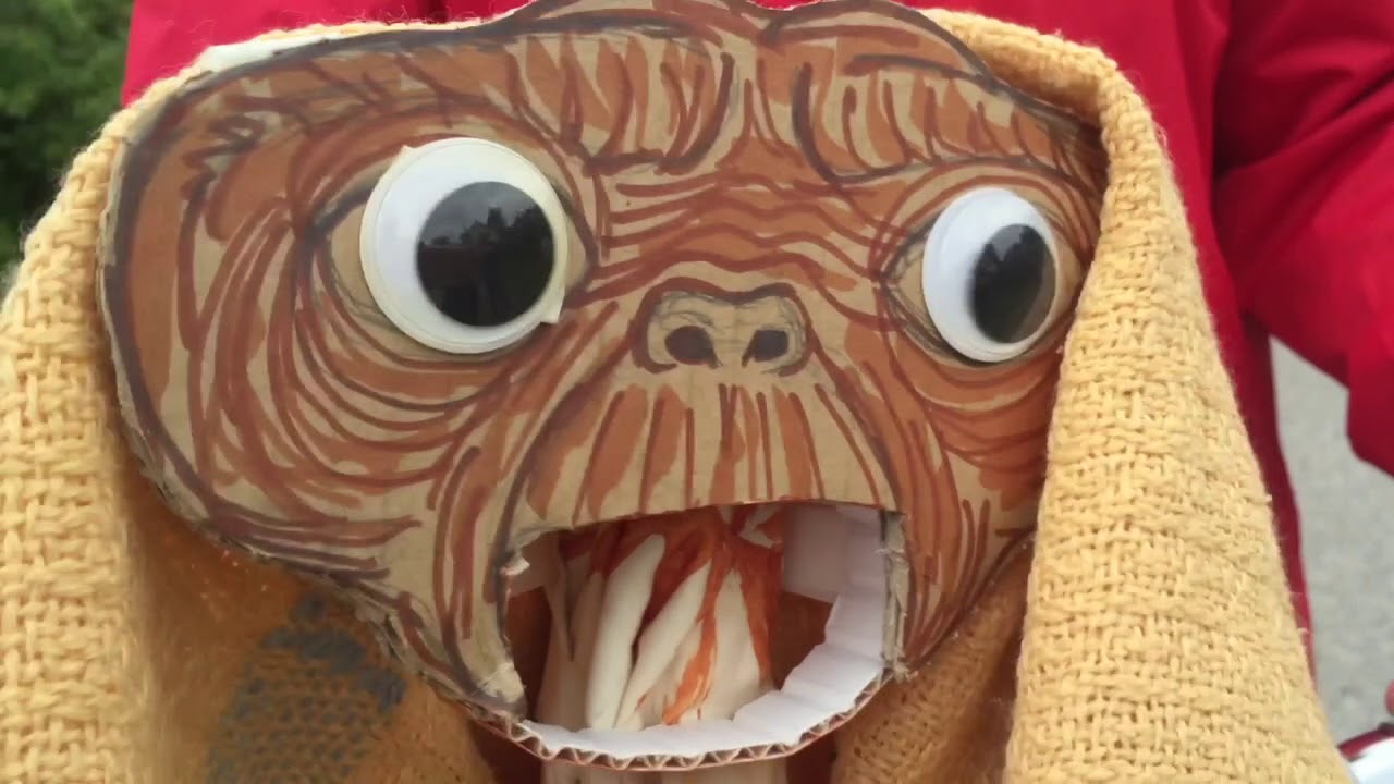 E.T Trailer Sweded