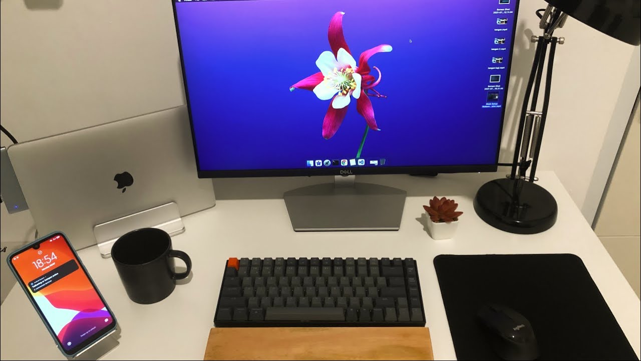 Minimalist Desk Setup Makeover Indonesia - Monitor Dell S2421HN + Keyboard Keychron K2 V2 + Macbook