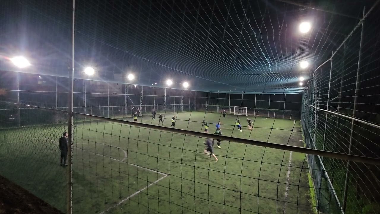 Loj e bukur,Beno Leli Elisi nè tapet.