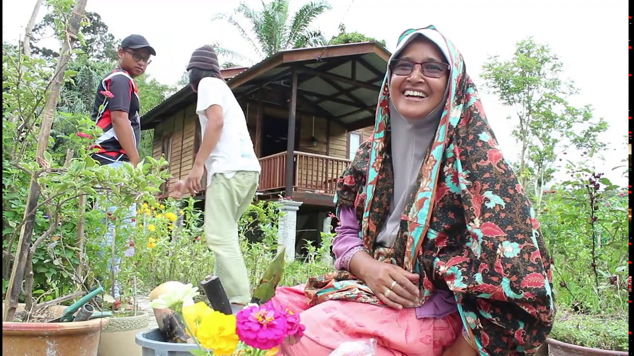 RUMAH KAYU KAMPUNG VIRAL, SIAPA SANGKA