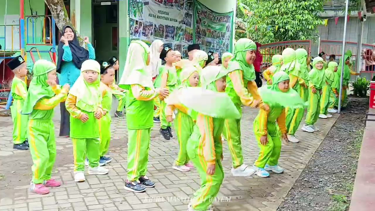 Senam Rutin Hari Jum'at Anak Gembira