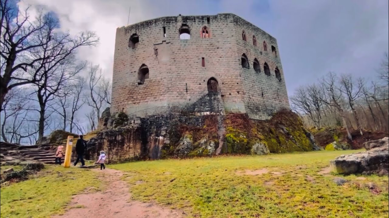 Ruined Castle - Ch&acirc;teau du Spesbourg - Andlau Alsace France | ปราสาทเก่าฝรั่งเศส อดีตยุคกลาง