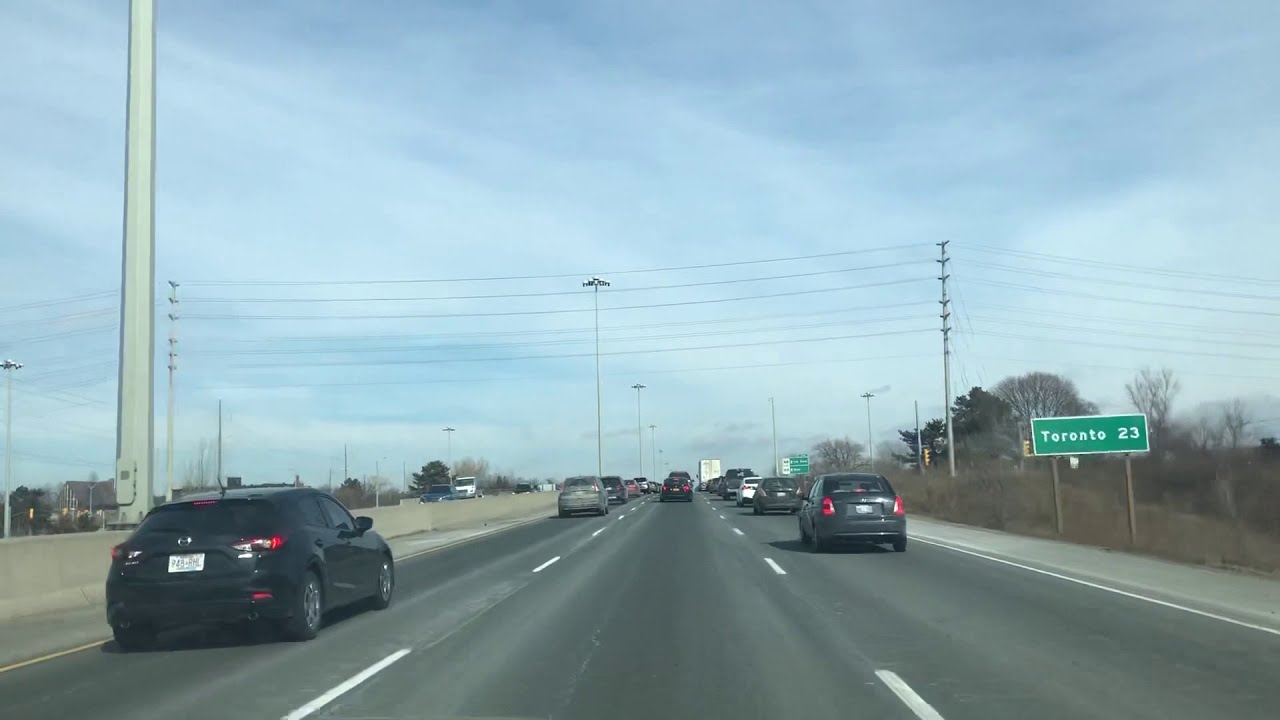 QEW Mississauga to Toronto traffic