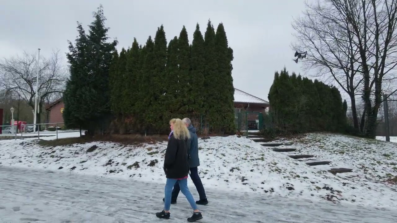 Meine DJI NEO 2 wird beim DJI MINI MIC Mikrotest vom MÄUSEBUSSARD angegriffen...