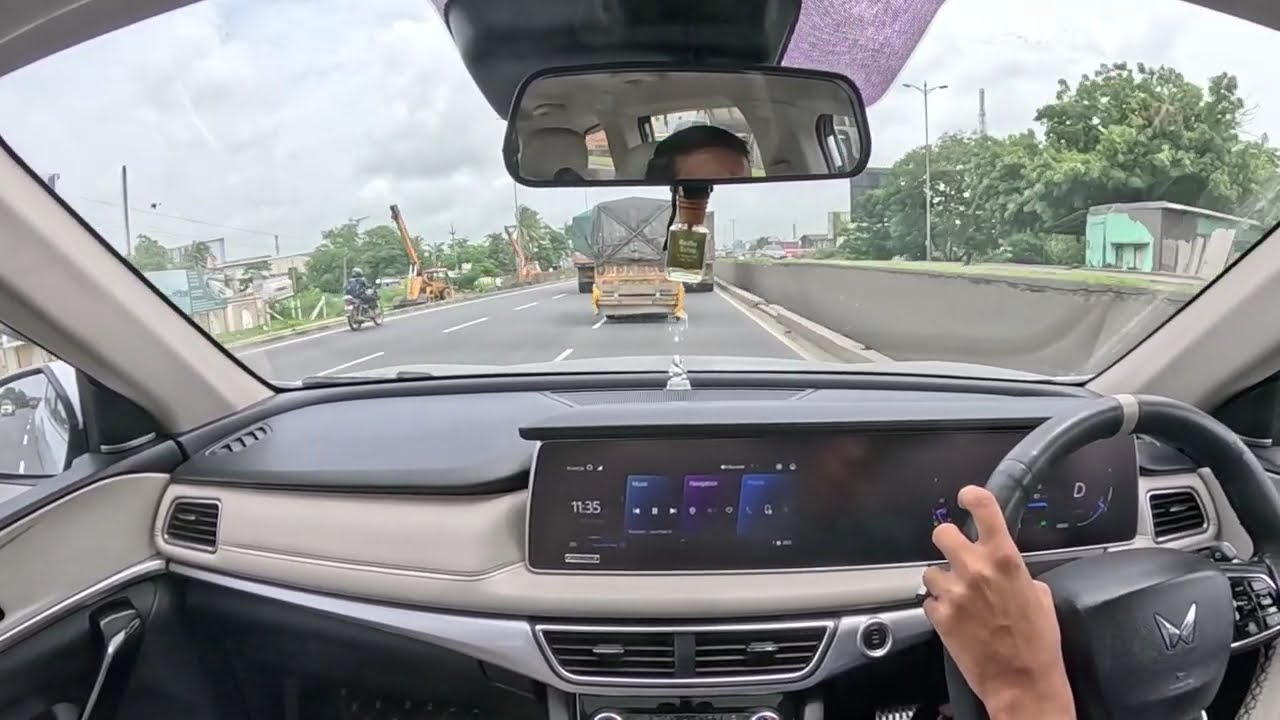 Highway Drive With Apna Bana Le Love Mashup 2024 🔥 Mahindra XUV700 AX7 L AT 🔥  Best Car Driving Song