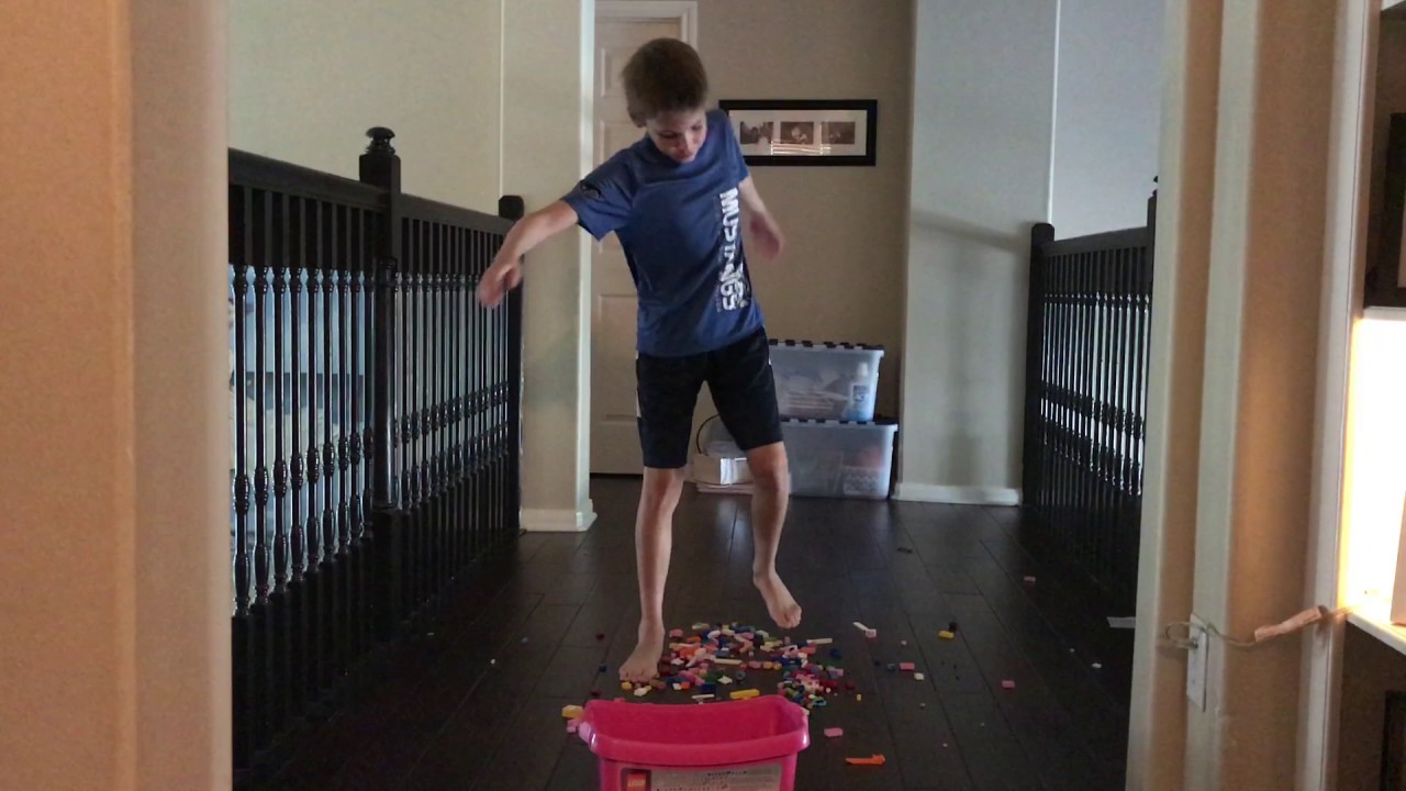 THE LEGO CHALLENGE(It Hurt)