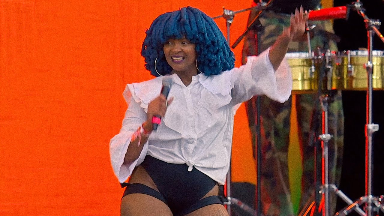 Africa Expres - 'Defiant Ones' (Orange Stage)