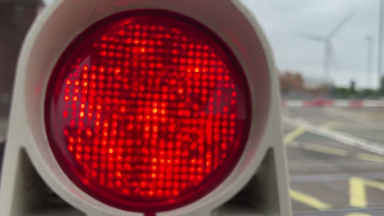 Spondon Station Level Crossing - Derbyshire (16/08/25)