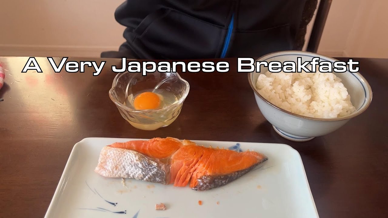 A Quiet Morning in Japan🇯🇵: Simple Breakfast, City Walk, and Editing with My Cat