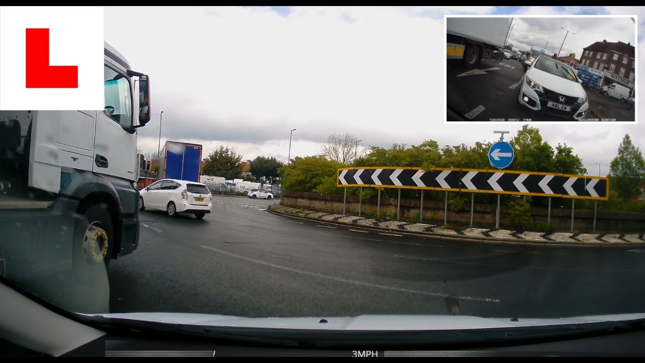 2 SERIOUS MISTAKES ON REAL TEST: Leaner makes mistakes on roundabouts