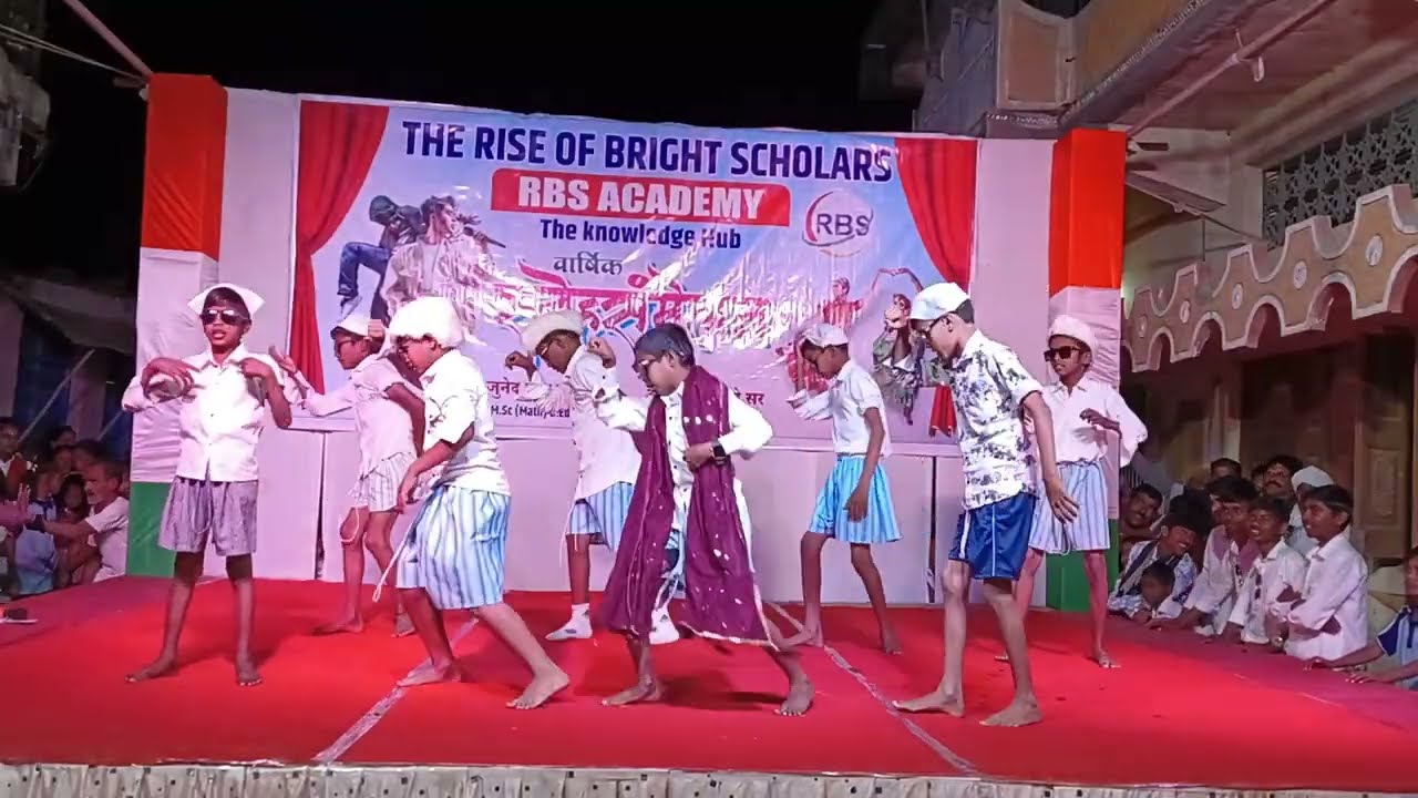 FUNNY DANCE NACH RE MORA//performed by Class 5th boys