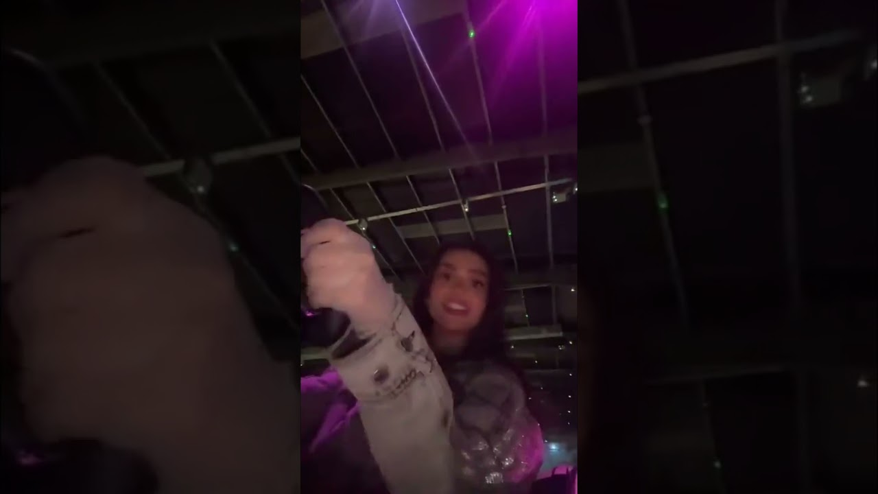 ميس دعاء تلعب بالسيارات 😂