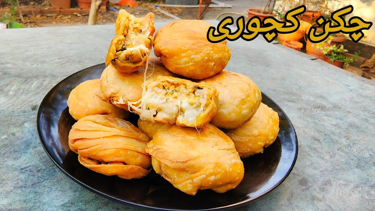 Chicken Wali Lachcha Kachori Recipe 😋 || Cheesy Aur Crispy Kachori || Ramzan Special Iftar Recipe ✨️