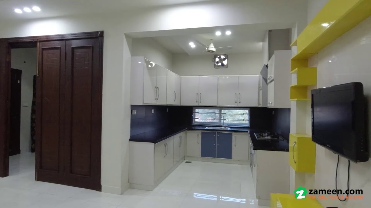 8 MARLA HOUSE FOR SALE IN UMAR BLOCK SECTOR B BAHRIA TOWN LAHORE