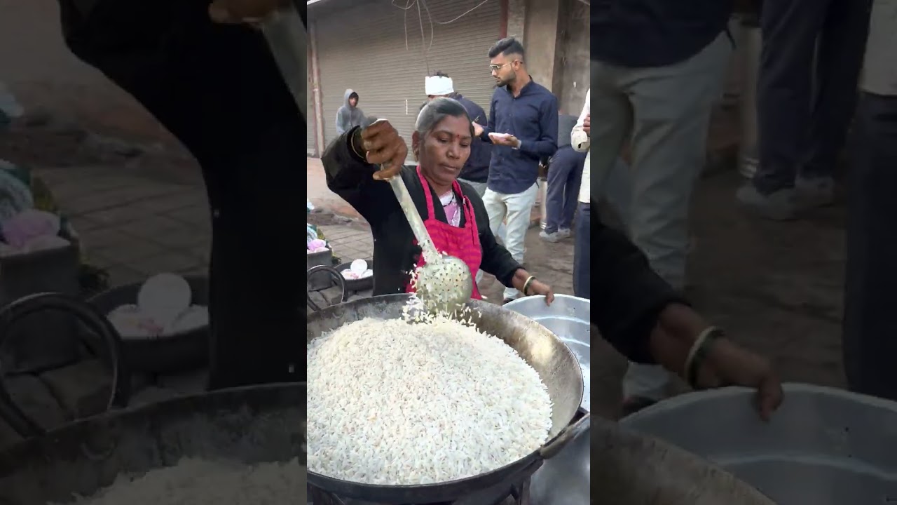 Hardworking Jyoti aunty selling tari poha in nagpur