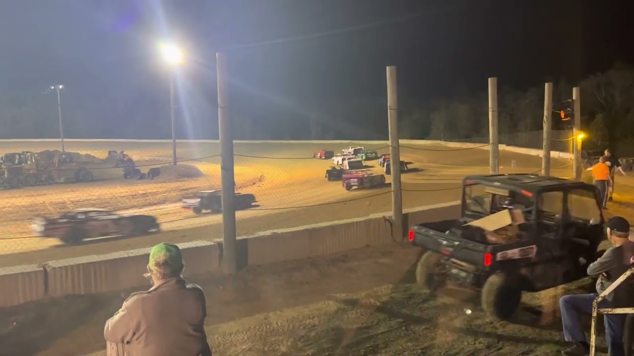 Clash on the Coast Friday Feature