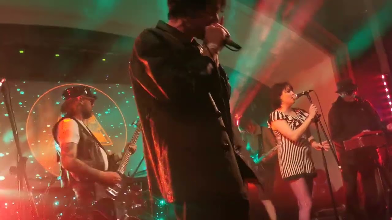The Moonlandingz - The Classic Grand Glasgow 7 May 2025