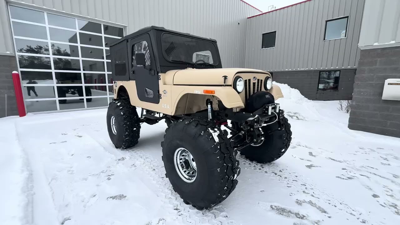 We put a Roxor on 44’s