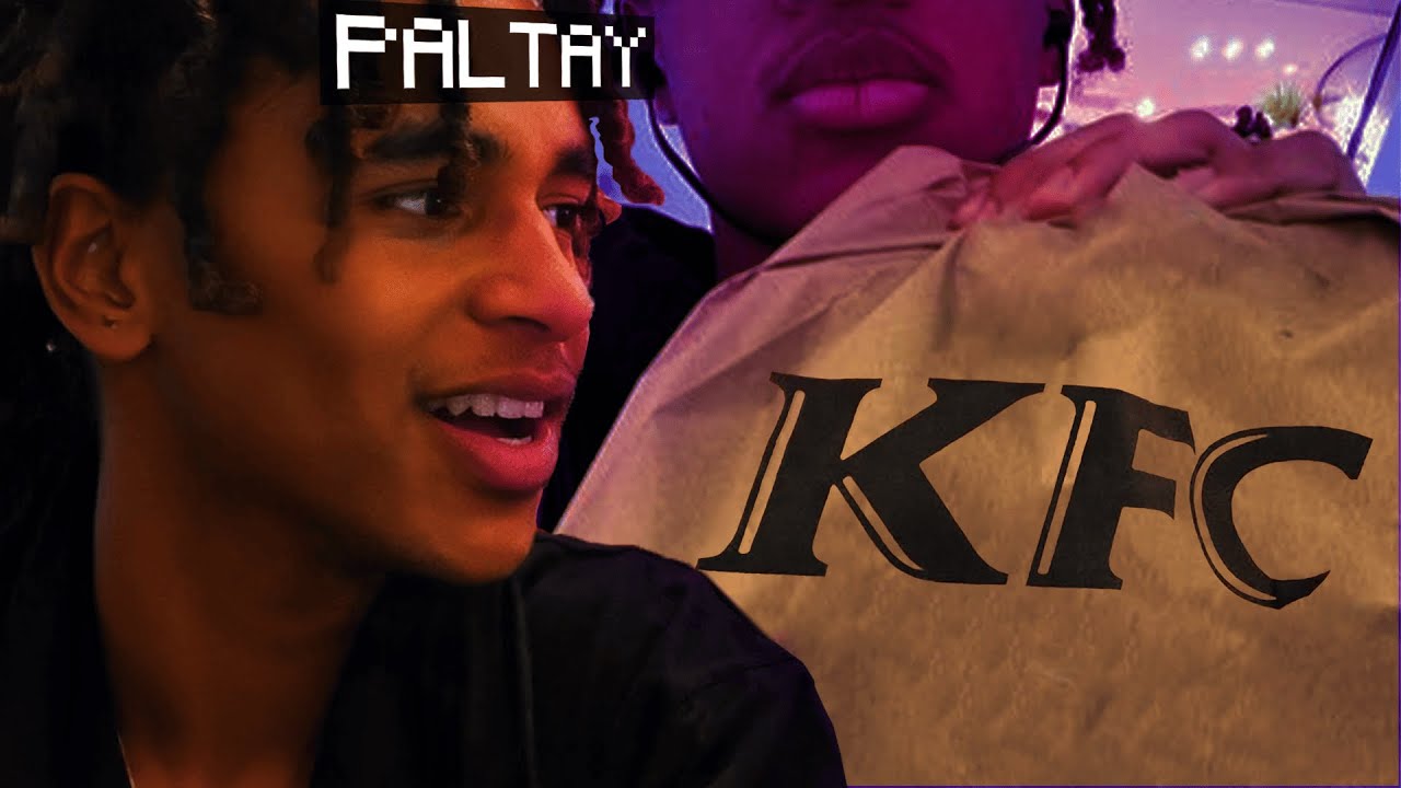 Paltay déguste un KFC