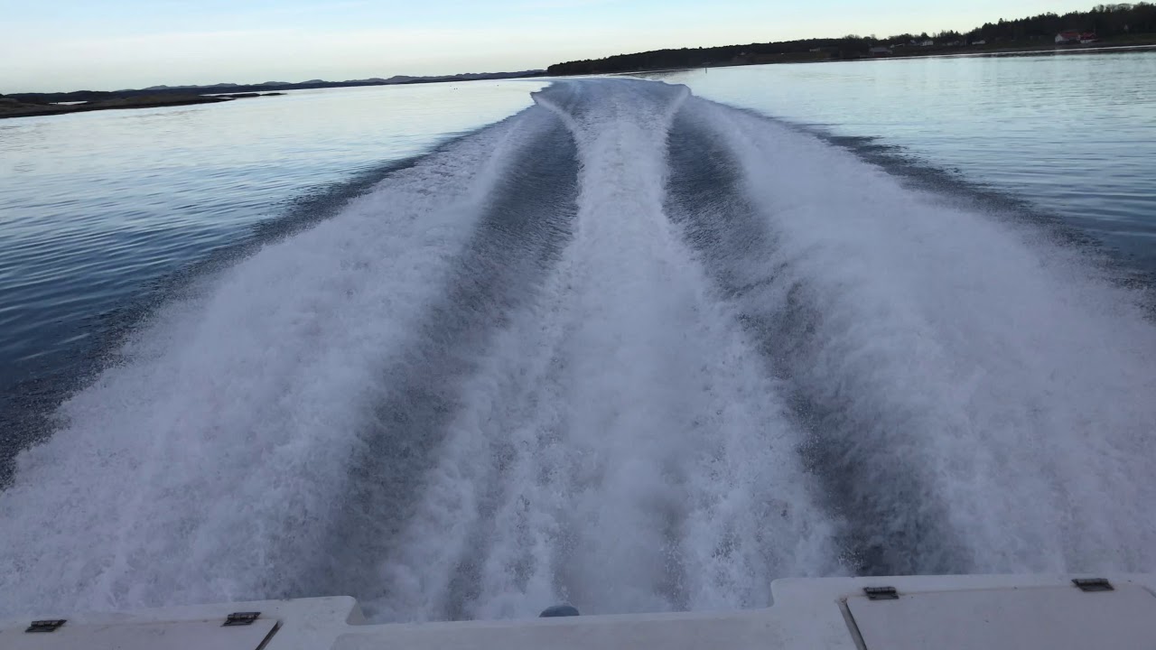 Cobra 28 Offshore | Volvo Penta D6 370 Top speed