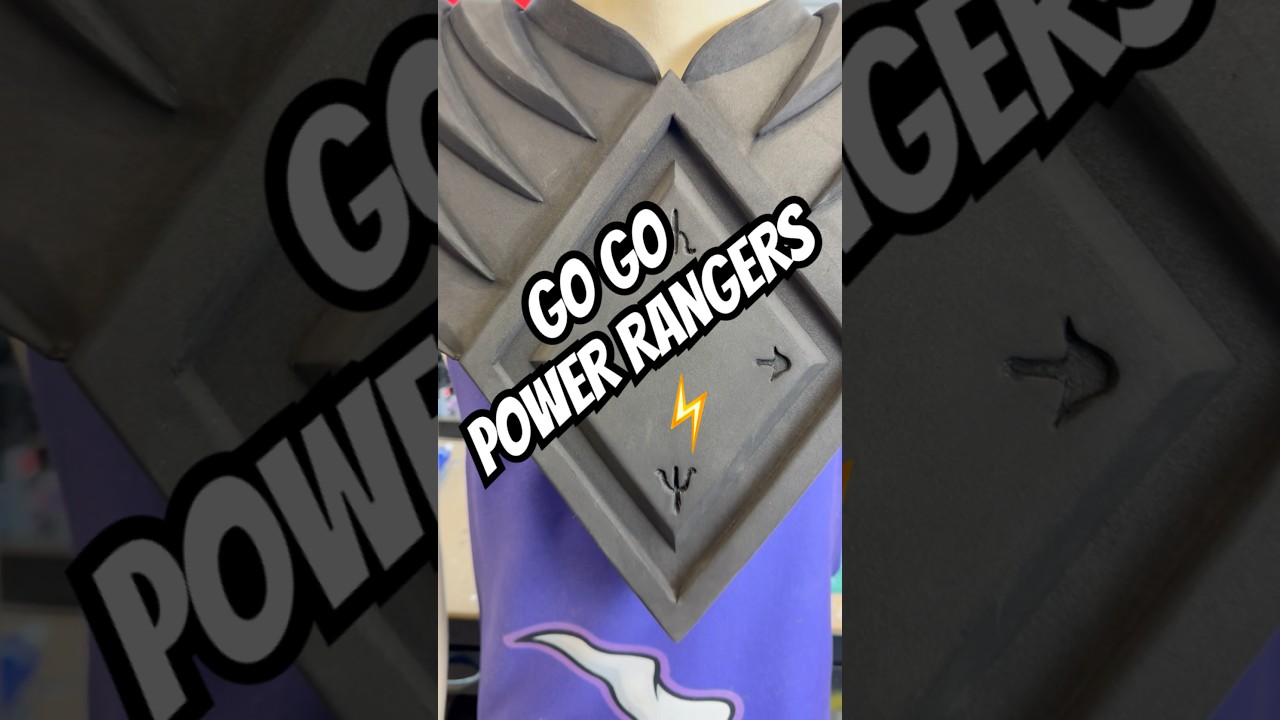 Making the Green Ranger Shield from EVA Foam! 💚 Go Go Power Rangers! 