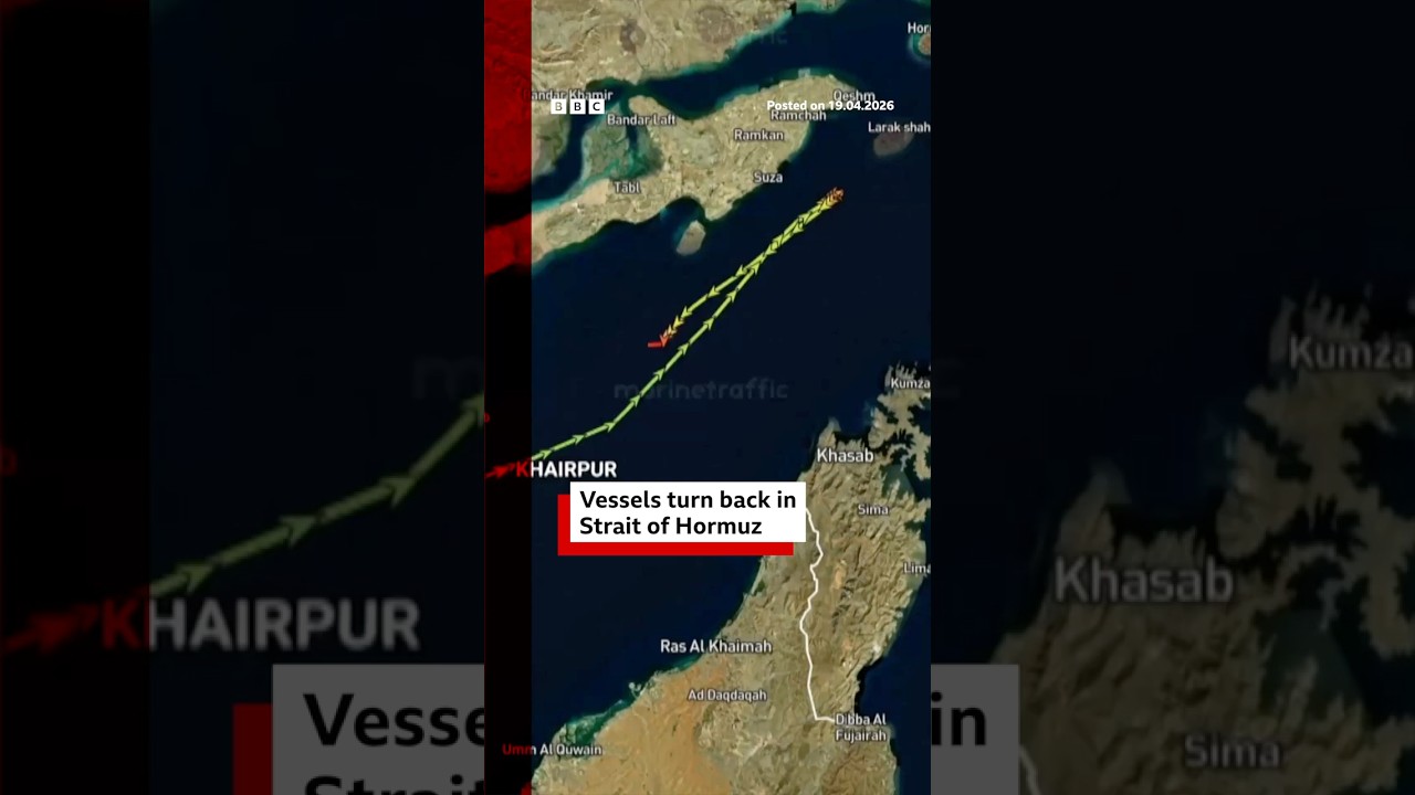 Ships turn around in Strait of Hormuz. #Iran #US #StraitOfHormuz #BBCNews