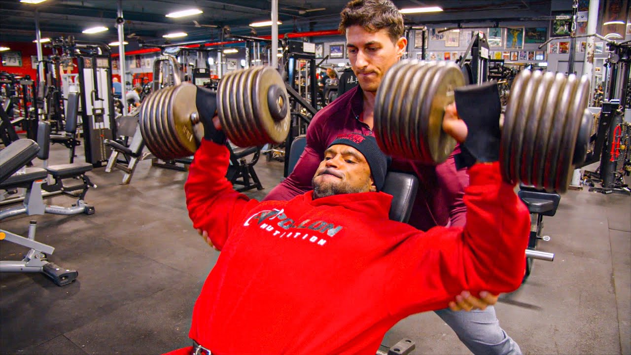 WORKOUT WITH JUAN MOREL | 160 LB DB PRESSES 😳