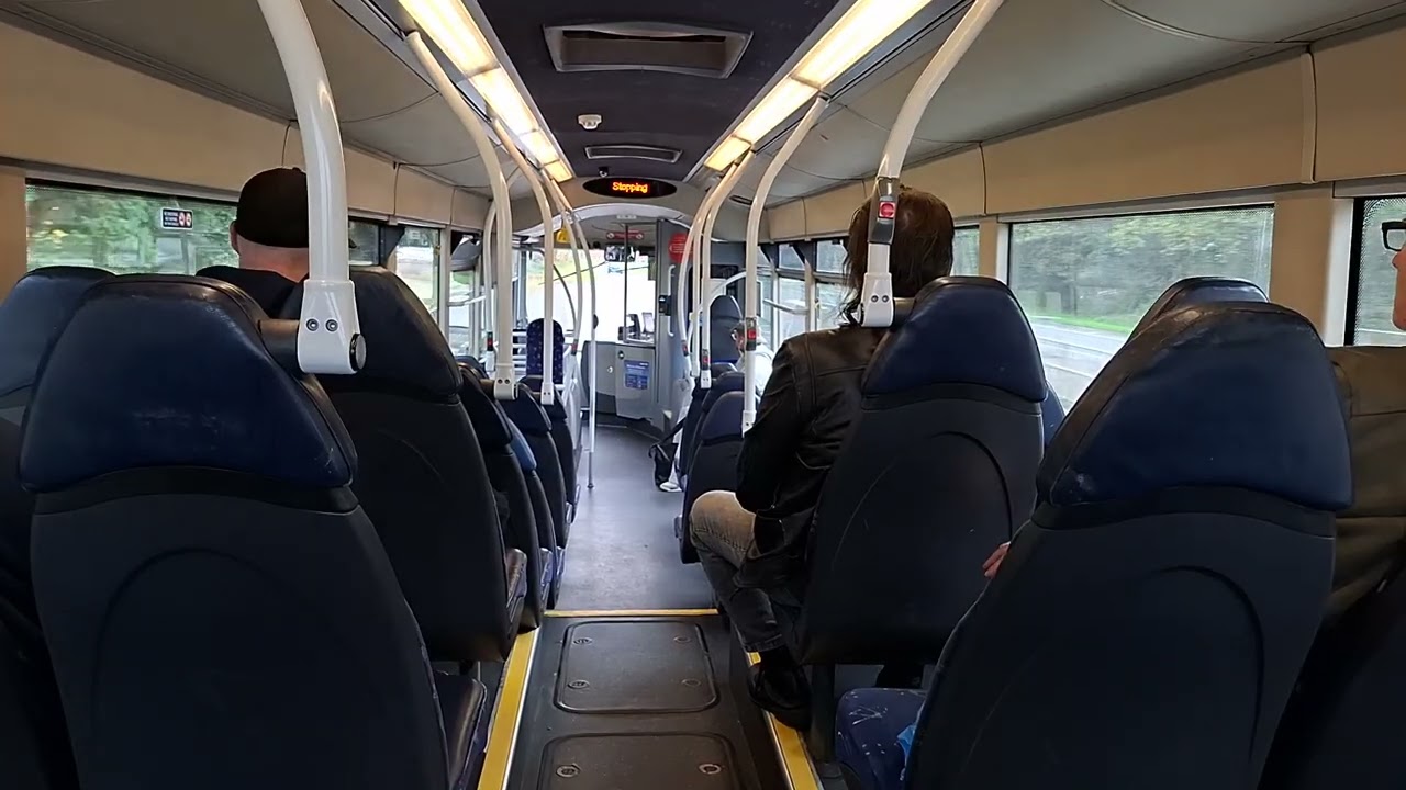 *Kickdown* Diamond Buses Volvo B7RLE/Wright Eclipse Urban YJ07OZV 30409 | Service 303
