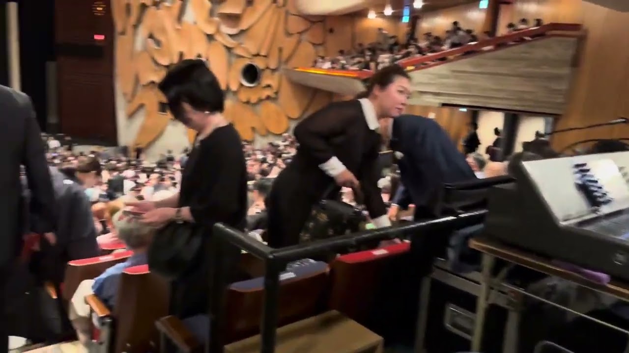 ウィーン国立歌劇場　東京文化会館