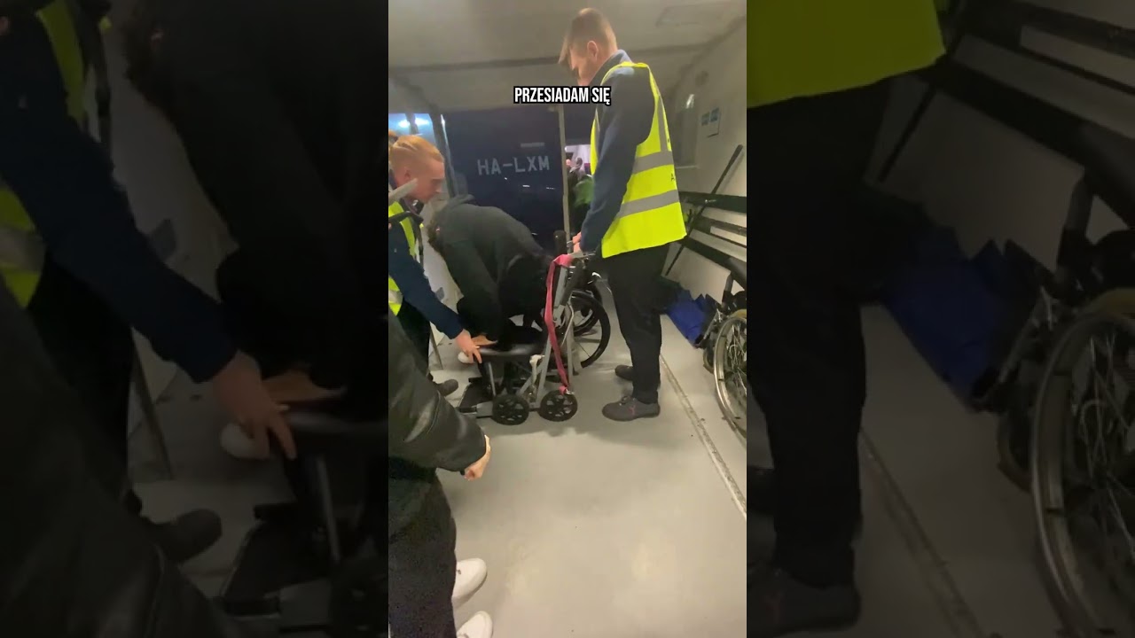 JAK WYGLĄDA LOT SAMOLOTEM NA W&Oacute;ZKU? #shorts